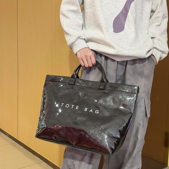 Women's PVC Tote Bag Clear Plastic Large Carry All Handbag for Daily Use - Picture 7 of 7